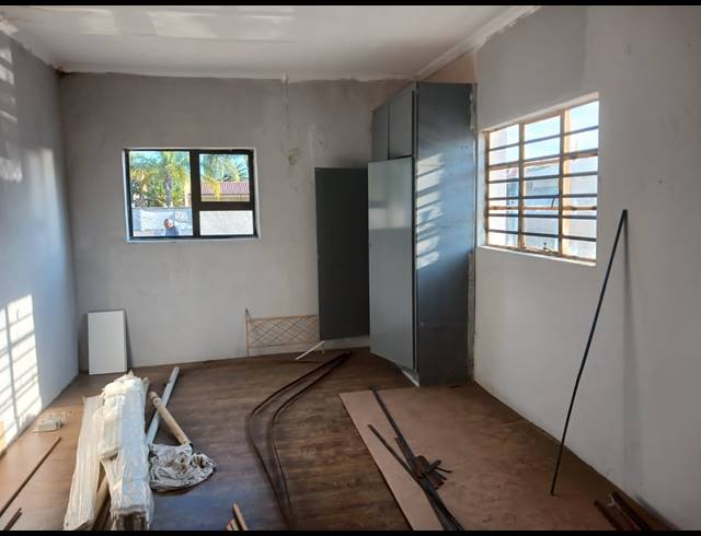 5 BEDROOM APARTMENT BLOCK FOR SALE IN WESTENBURG